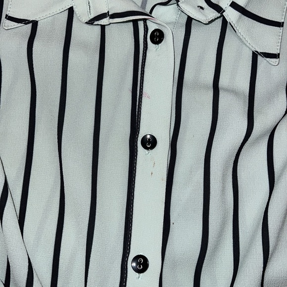 Zara white sleeveless striped button-down blouse with open back - Picture 3 of 4